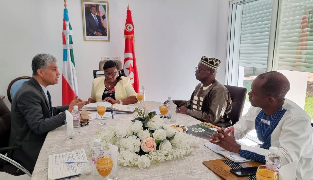 Visite de courtoisie à l’ambassade de la Guinée Equatoriale à Tunis