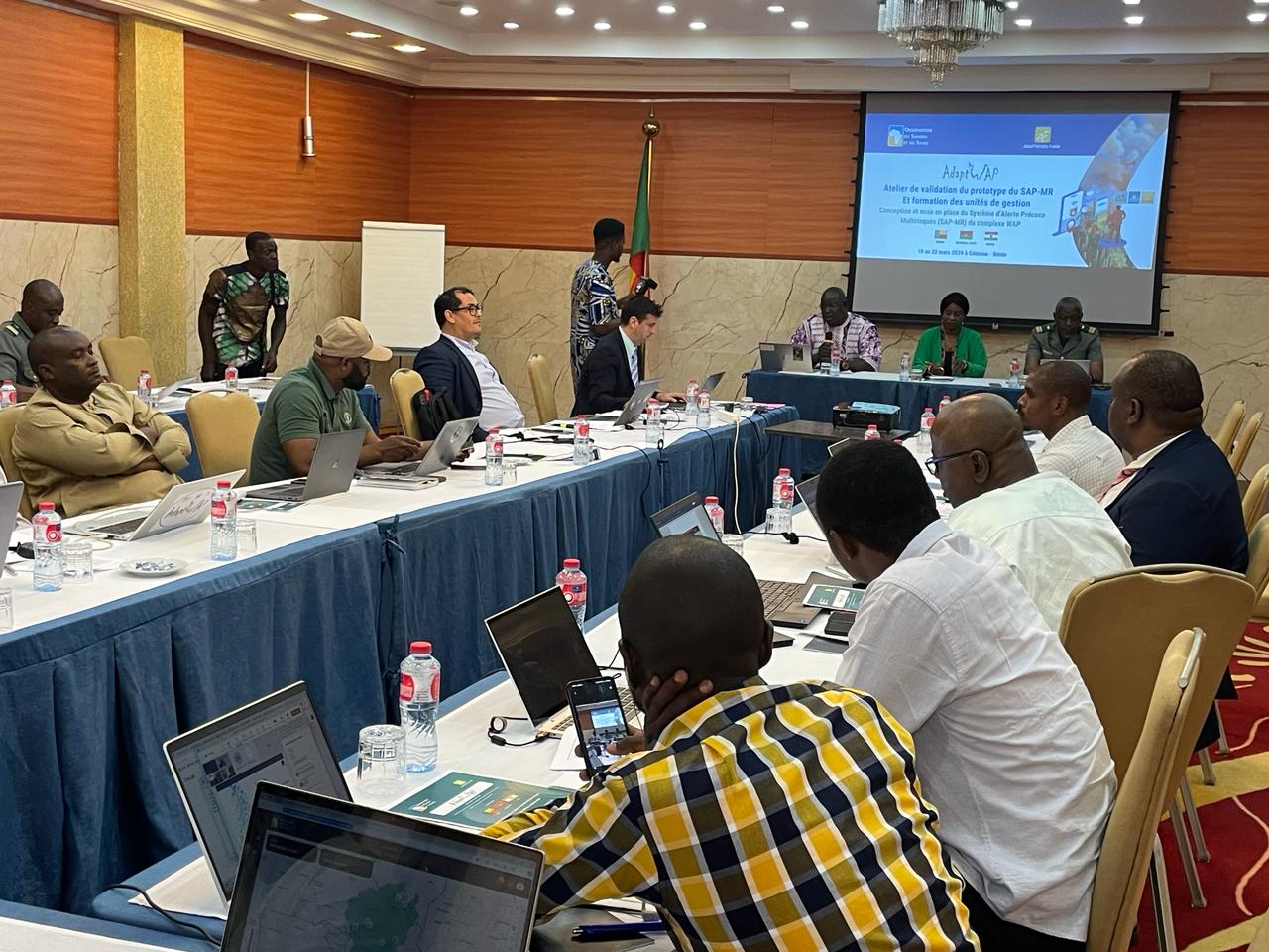 Regional workshop for validating the prototype of the Multi-Risk Early Warning System of W-Arly-Pendjari Complex