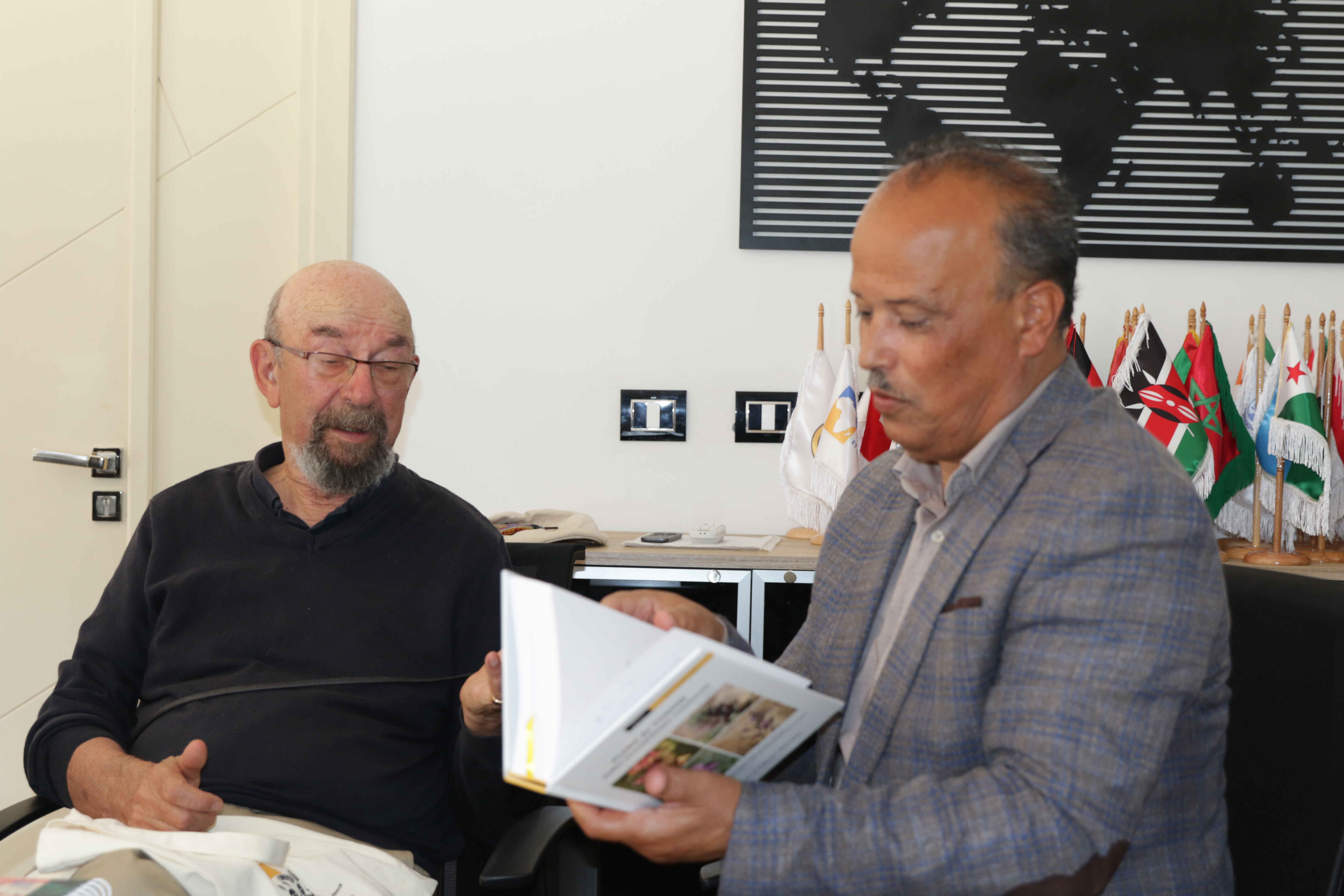 Discovering the "7 Saharas"  : Édouard Le Floch and his exceptional lecture at the OSS